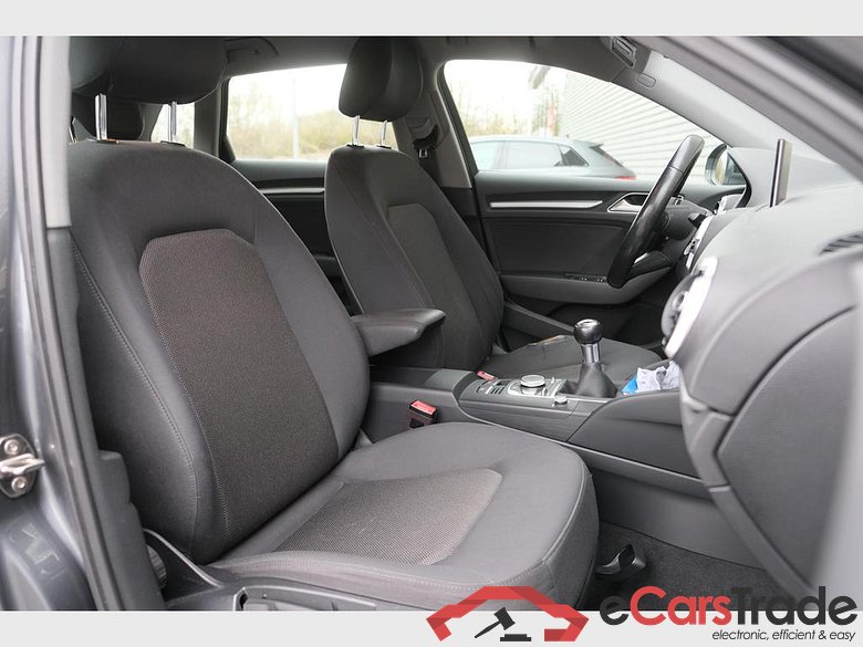 AUDI A3 Sportback Audi A3 Sportback  1.0 TFSI  85(116) kW(pk) 6 versnellingen #2