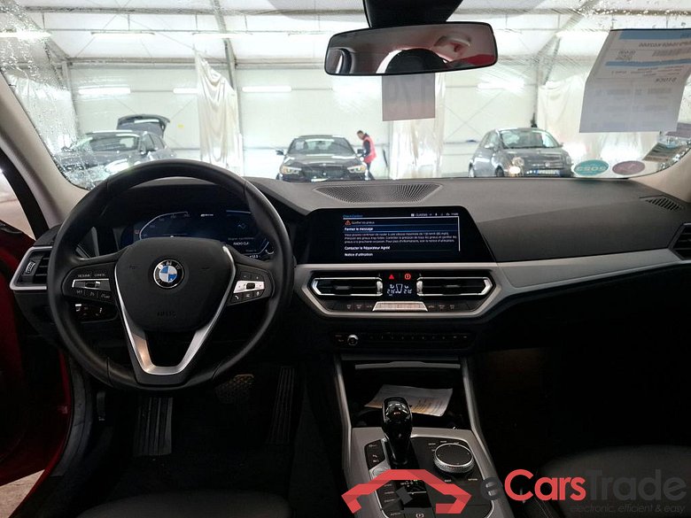 BMW Série 3 Berline / 2018 / 4P / Berline 330e 292ch Business Design BVA8 Hybride #5