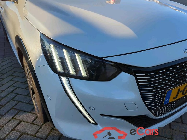 PEUGEOT e-208 100 kW #4