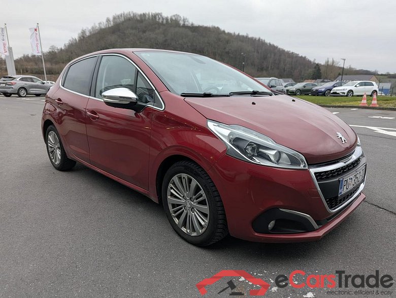 PEUGEOT 208 1.6 BlueHDi Allure #4