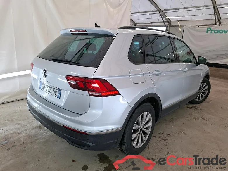 VOLKSWAGEN Tiguan / 2020 / 5P / SUV 2.0 TDI 150 DSG7 Life Business #3