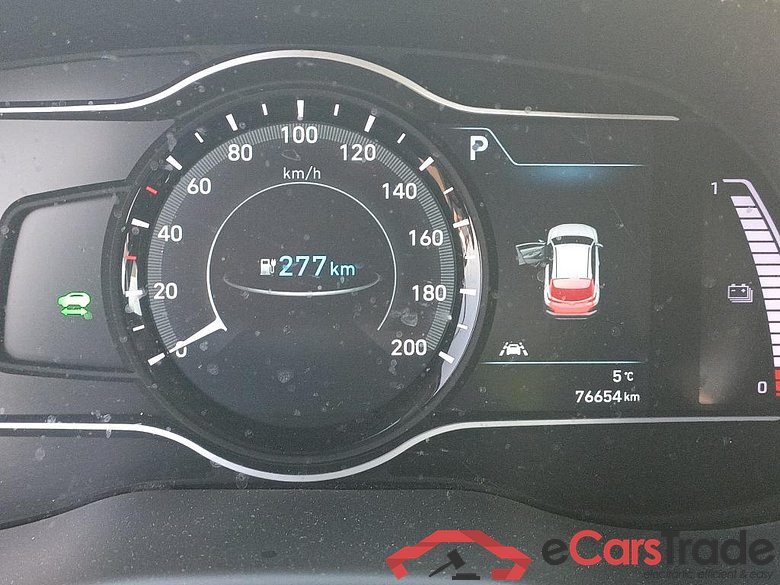 HYUNDAI Kona / 2017 / 5P / todoterreno EV 100kW Klass 305km #5