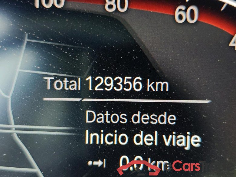 BMW Serie 3 / 2018 / 4P / sedán 318d Auto. #5