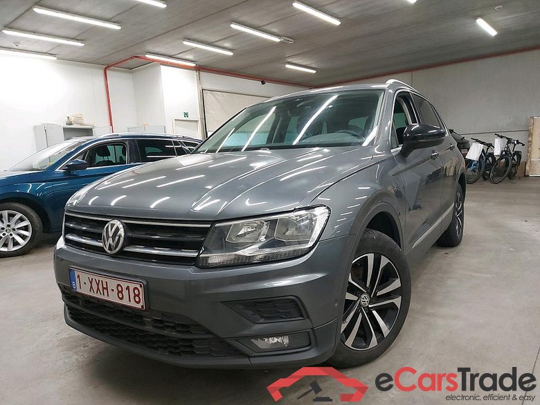 VOLKSWAGEN - VW  TIGUAN TDI SCR 150PK DSG IQ.Drive With Trailer Towing Hook