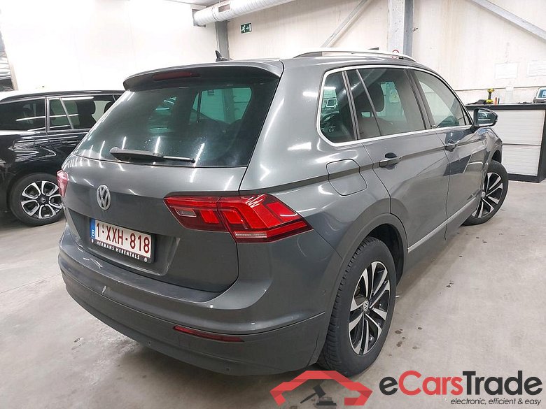 VOLKSWAGEN - VW  TIGUAN TDI SCR 150PK DSG IQ.Drive With Trailer Towing Hook #2