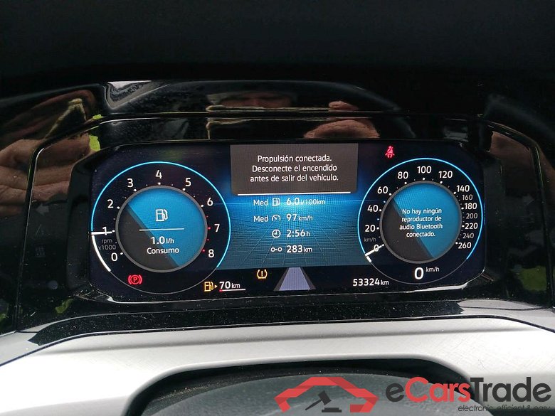 VOLKSWAGEN Golf / 2020 / 5P / berlina con portón Life 1.0 TSI 81kW (110CV) #4