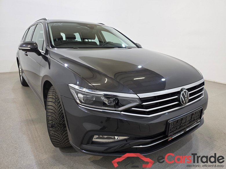 Volkswagen Passat Variant 2.0 TDI Aut. Virtual LED-Matrix Navi Sport-Seats KeylessGo Camera Klima PDC ... #3