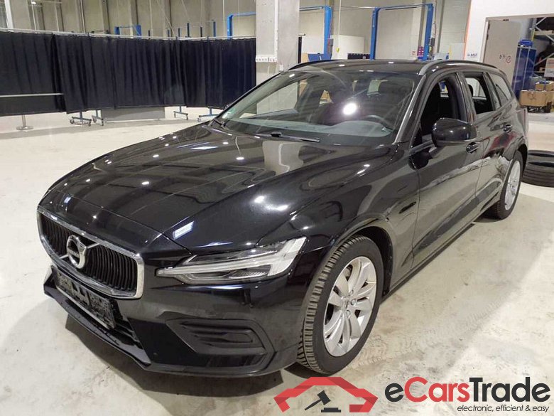Volvo V60 Kombi (2018->) DE - Kb5 B3 (Benzin) EU6d, Momentum Core Mild-Hybrid (EURO 6d), 2020 - 2021