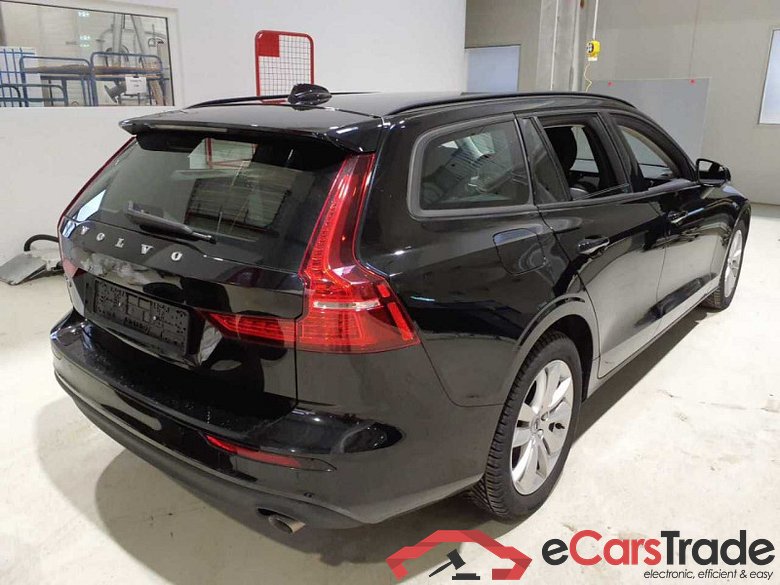 Volvo V60 Kombi (2018->) DE - Kb5 B3 (Benzin) EU6d, Momentum Core Mild-Hybrid (EURO 6d), 2020 - 2021 #6
