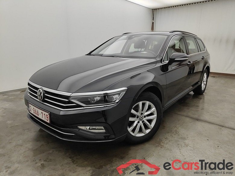 Volkswagen Passat Variant 2.0 TDI 90kW DSG Style Business 5d #1