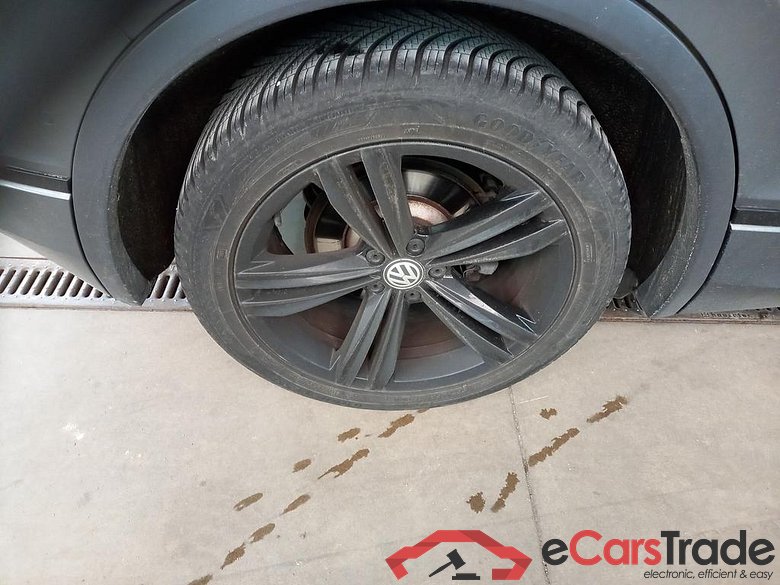 VOLKSWAGEN Tiguan Highline 1.5 TSI ACT OPF 110 kW (150 ch) 7 vitesses DSG #4