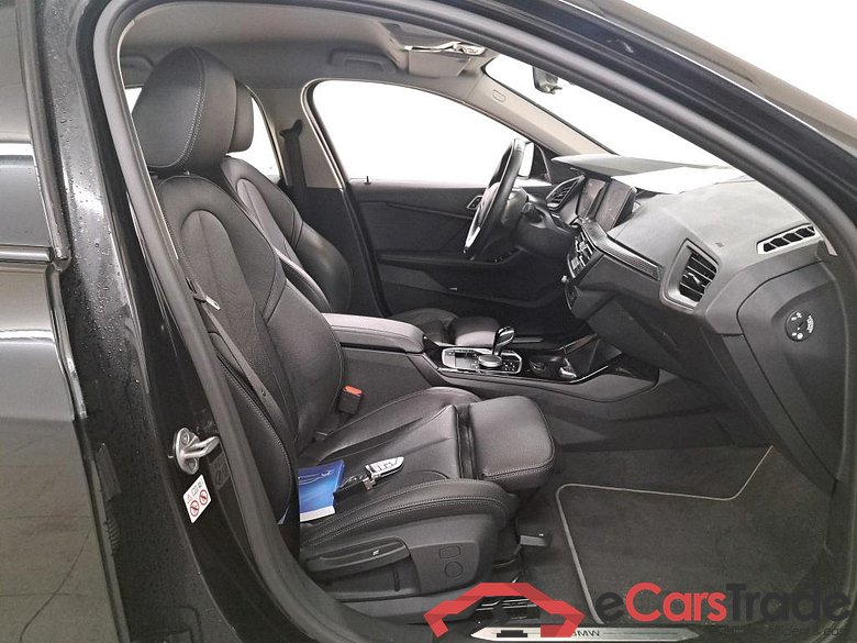 BMW 1 Serie 118iA Sport Line  5d #3