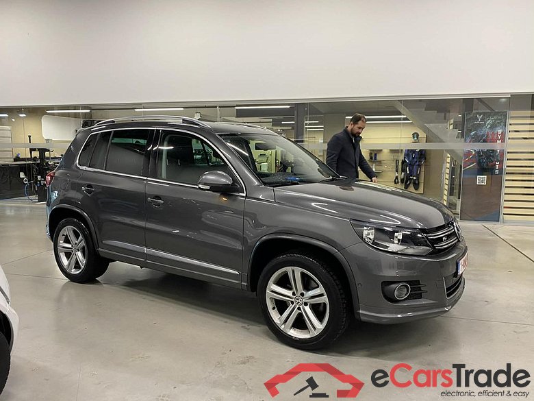 VOLKSWAGEN Tiguan Tiguan Sport&Style 1.4 l TSI            92 kW (125 PS) 6-speed