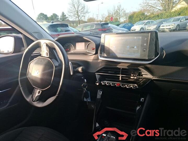 Peugeot 2008 1.2 PureTech Style Aut. LED Klima PDC ... #5