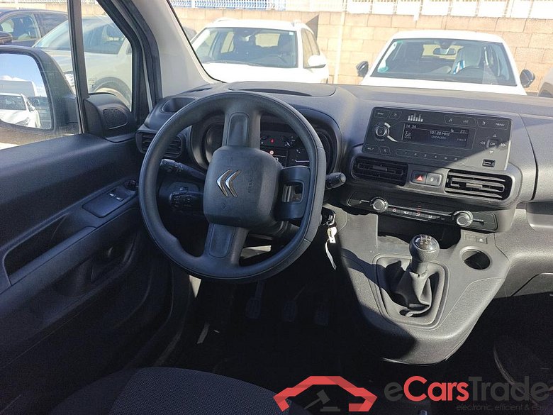 CITROEN Berlingo / 2018 / 4P / combi Talla M BlueHDi 100 LIVE (AC) #3