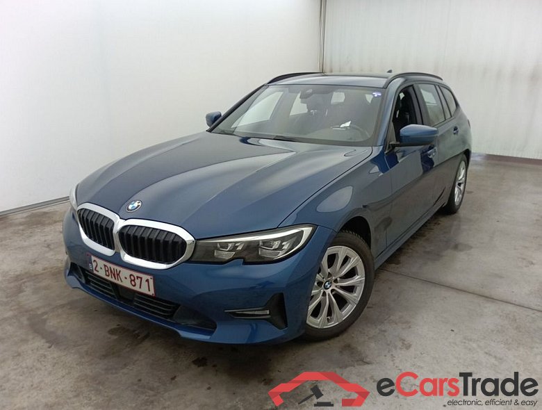 BMW 3 Reeks Touring 318dA (100 kW) 5d