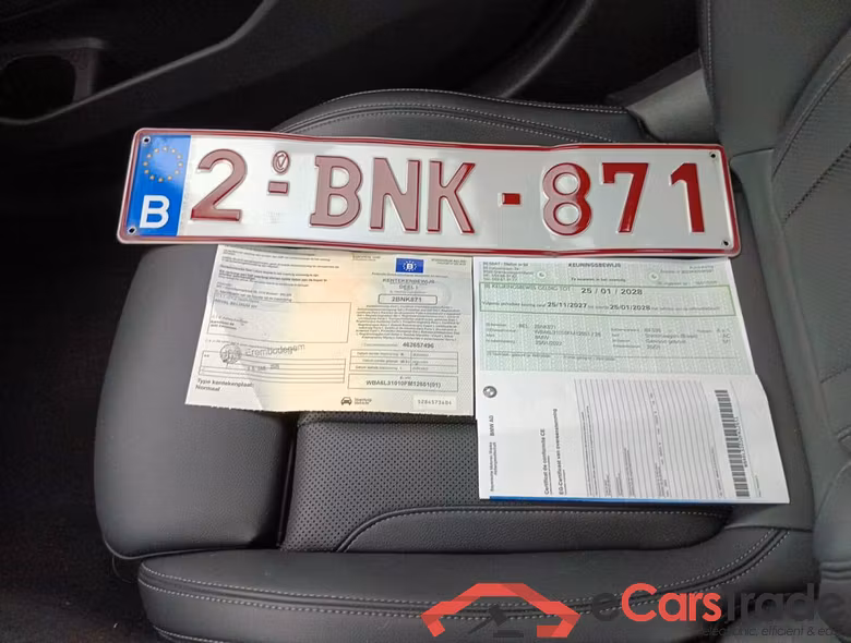 BMW 3 Reeks Touring 318dA (100 kW) 5d #4