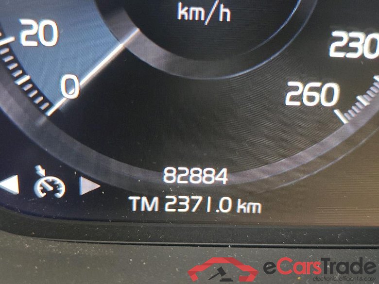 VOLVO XC40 / 2017 / 5P / todoterreno 2.0 B3 G Inscription Auto #5