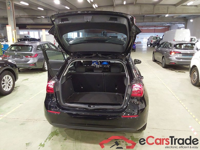 MERCEDES-BENZ CLASS A (W177) A 160 Business Solution #3