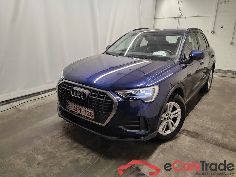 Audi Q3 35 TFSI S tronic 5d