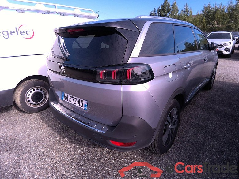 Peugeot 5008 Allure Pack Hybrid 136 e-DCS6 (1.2L 3-cyl mild-hybrid) #2