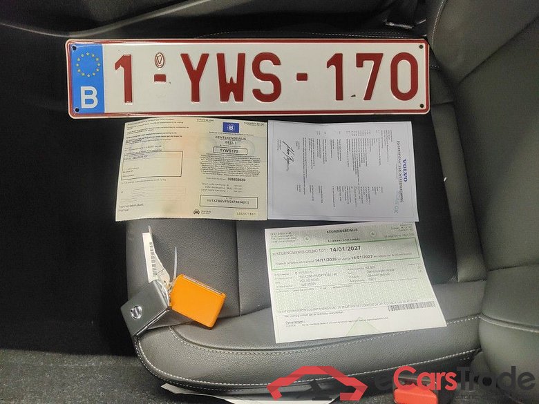 Volvo XC40 T5 Twin Engine Momentum Pro 5d #4