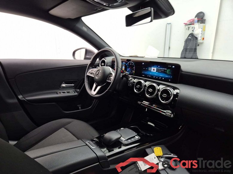 Mercedes CLA 180d SB Aut. LED-Xenon Widescreen Navi KeylessGo Camera Klima PDC ... #6