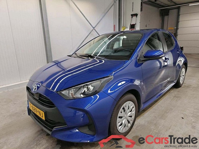 TOYOTA Yaris 1.5 Hyb. Active #1