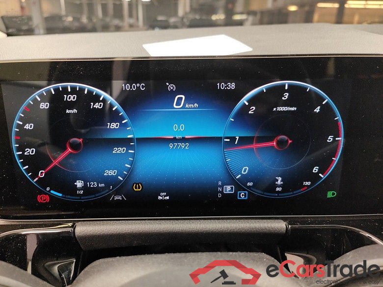 Mercedes-Benz GLA GLA 180 d Business Solution 5d #6