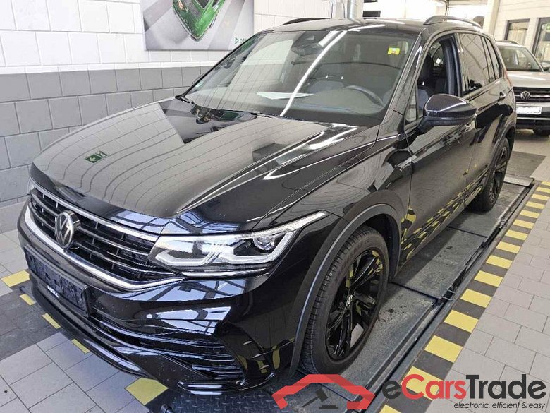 Volkswagen Tiguan (AX1)(07.2020->2024) DE - SUV5 2.0 TSI BMT/Start-Stopp EU6d, R-Line 4Motion OPF (EURO 6d), (Facelift) #1