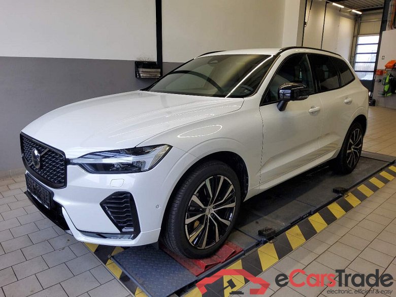 Volvo XC60 (03.2017->) DE - SUV5 B5 (Benzin) AWD EU6d, Plus Dark Mild-Hybrid (EURO 6d), (Facelift) 2022