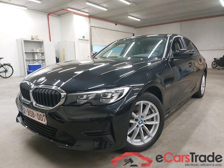 BMW - BMW 3 BERLINE 320e 204PK Business Edition With Vernasca Heated Sport Seats & Active Cruise Control & Driving Assistant Pack   * HYBRID * #1