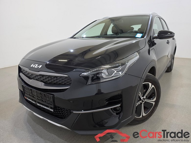 Kia Xceed 1.6 GDi Plug-In Hybrid Active Aut. LED-Xenon Navi 1/2 Leather KeylessGo Camera Klima PDC ...