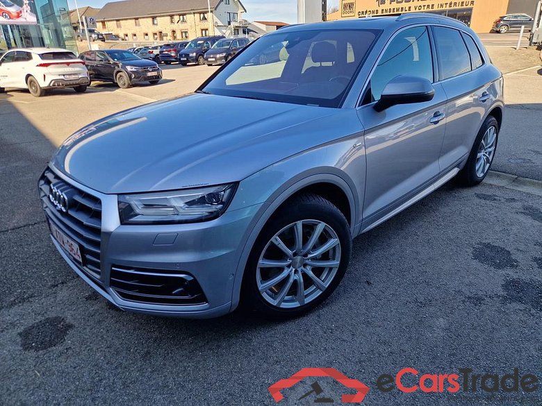 AUDI Q5 2.0 TDi Quattro Sport S tronic #1