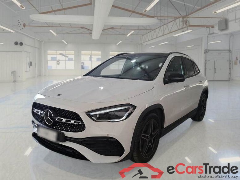MERCEDES-BENZ GLA / 2020 / 5P / CROSSOVER GLA 200 D AUTOMATIC PREMIUM