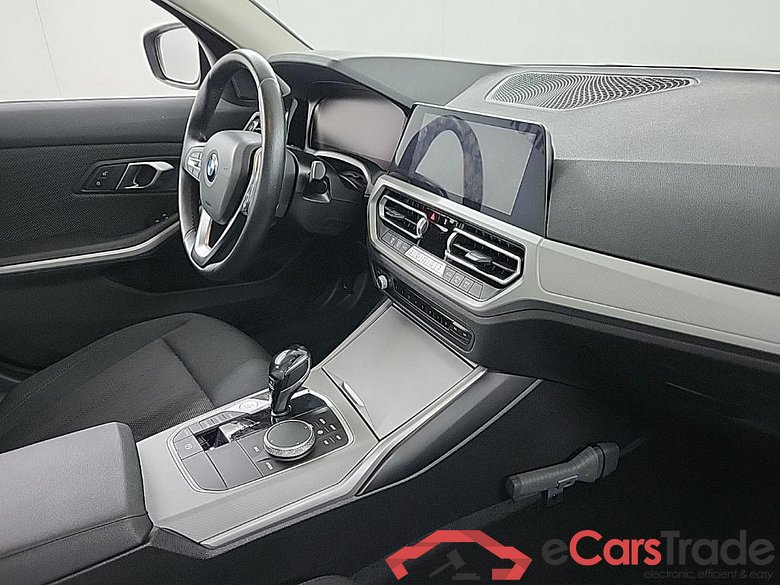 BMW 3 Serie Sedan 318iA Corporate Executive 4D 115kW #6