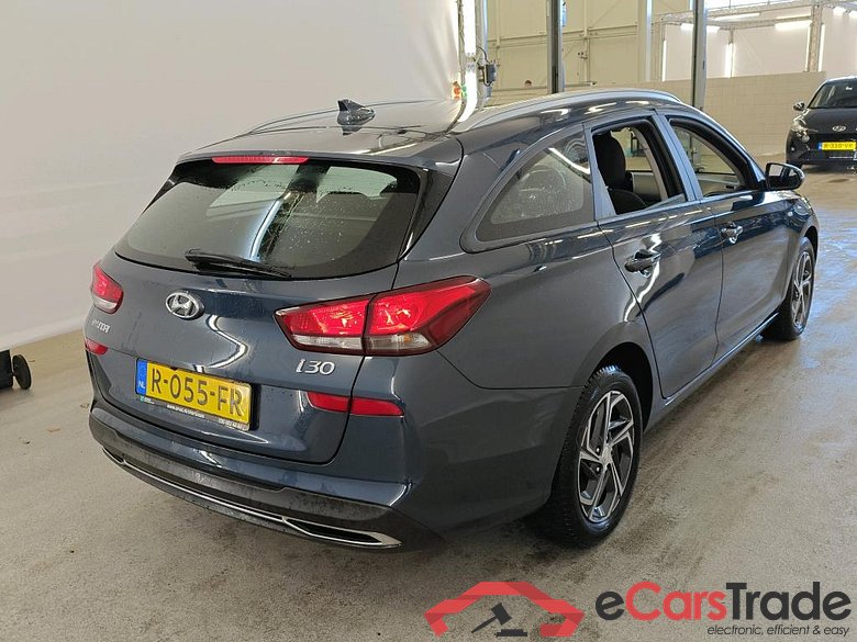Hyundai i30 Wagon 1.0 T-GDI MHEV Comfort Smart 5d #2