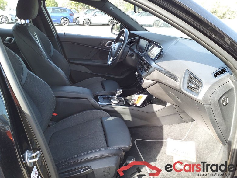 BMW SERIE 1      118iA 136ch BVA Sport edition #5