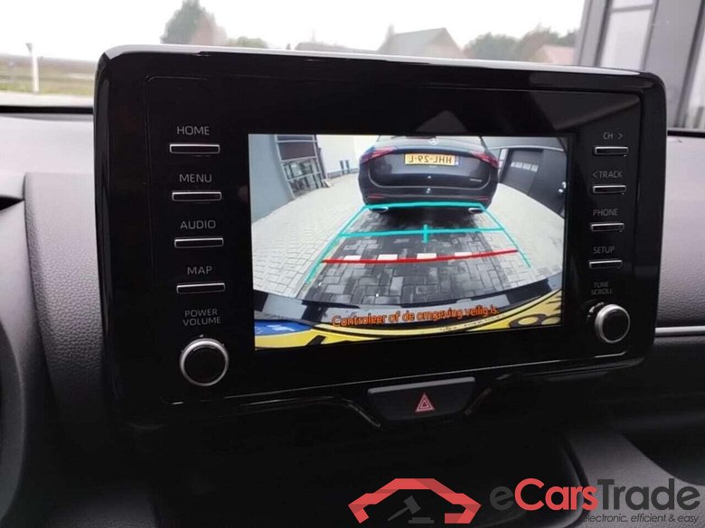 TOYOTA YARIS 1.5 Hybrid Dynamic #6