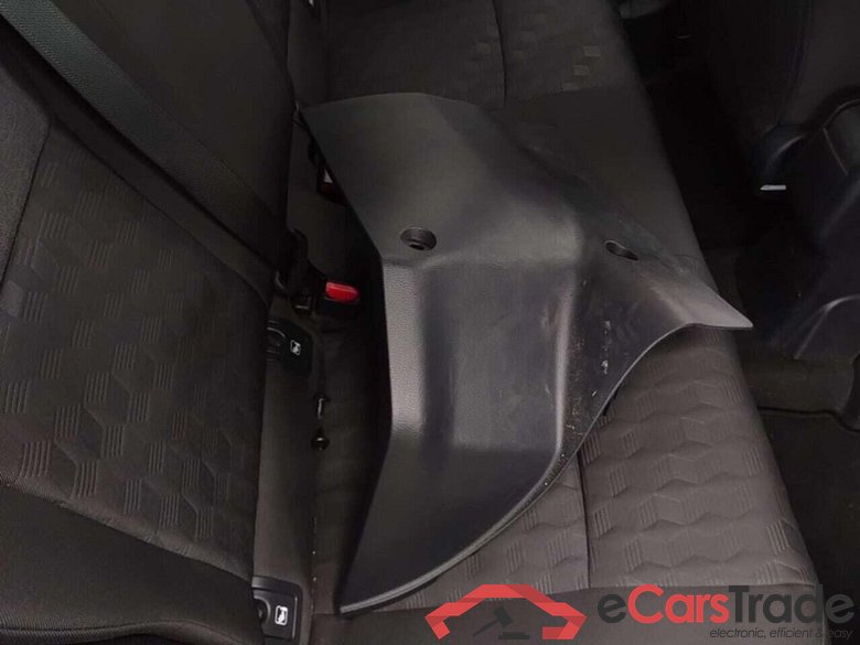 TOYOTA YARIS 1.5 Hybrid 115 First Edition #5