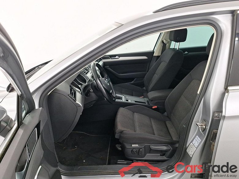 VOLKSWAGEN PASSAT VARIANT DIESEL - 2015 1.6 TDi Comfortline Bus. DSG (EU6.2) #5