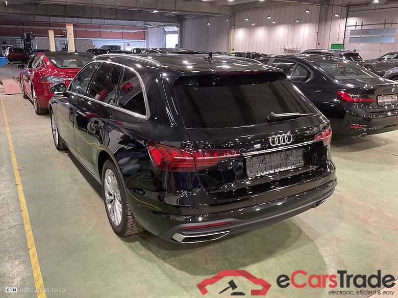 AUDI A4 2.0 30 TDI 100KW S TR ATTRACTION B.E. #3