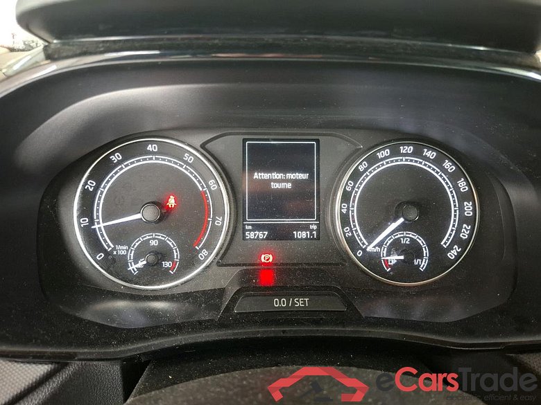 Fabia Ambition 1.0 MPI 80CV BVM5 E6d #6