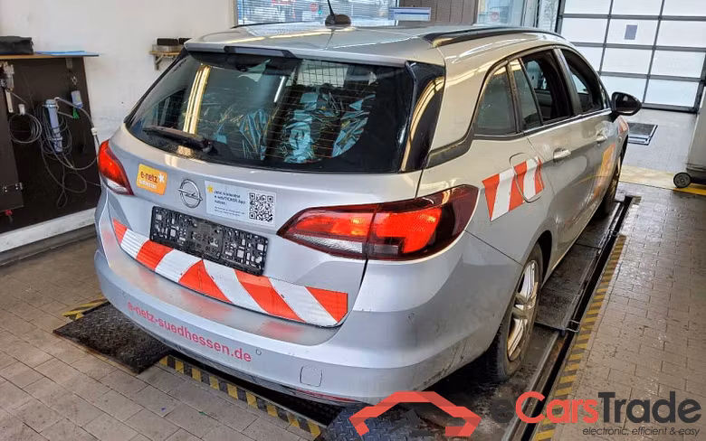 Opel Astra 1.2 Direct Injection Turbo #3