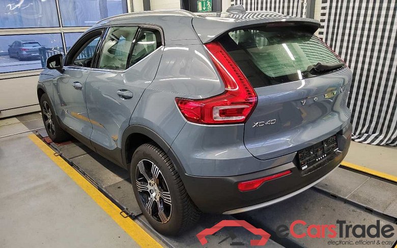 Volvo XC40 (2017->) DE - SUV5 B4 2WD EU6d, Inscription (EURO 6d), 2020 - 2022 #4