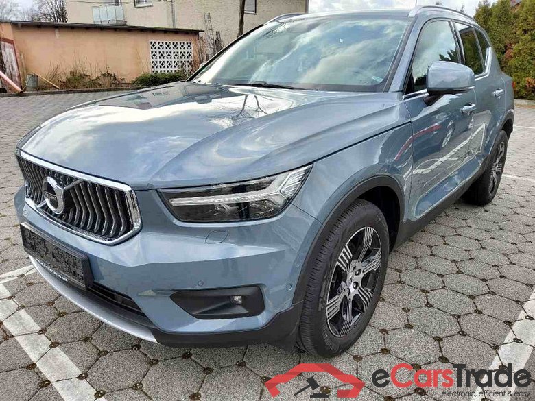 Volvo XC40 (2017->) DE - SUV5 B4 2WD EU6d, Inscription (EURO 6d), 2020 - 2022