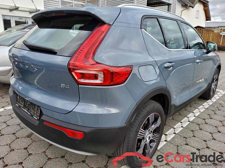 Volvo XC40 (2017->) DE - SUV5 B4 2WD EU6d, Inscription (EURO 6d), 2020 - 2022 #3