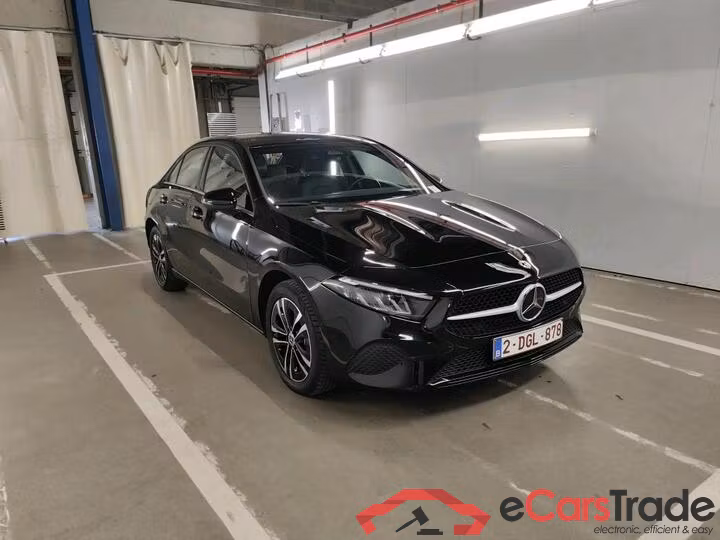 Mercedes A 250e Facelift Limo Plug-In Hybrid Aut. LED Widescreen Navi 1/2 Sport-Leather KeylessGo Camera Klima PDC ... #2