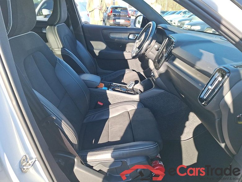 VOLVO - VOL XC40 T4 Recharge 211PK Geartronic R-Design  * HYBRID * #3