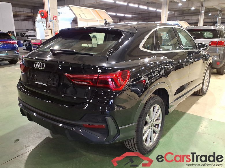 AUDI Q3 Sportback 1.4 45 TFSI E S TRONIC #4